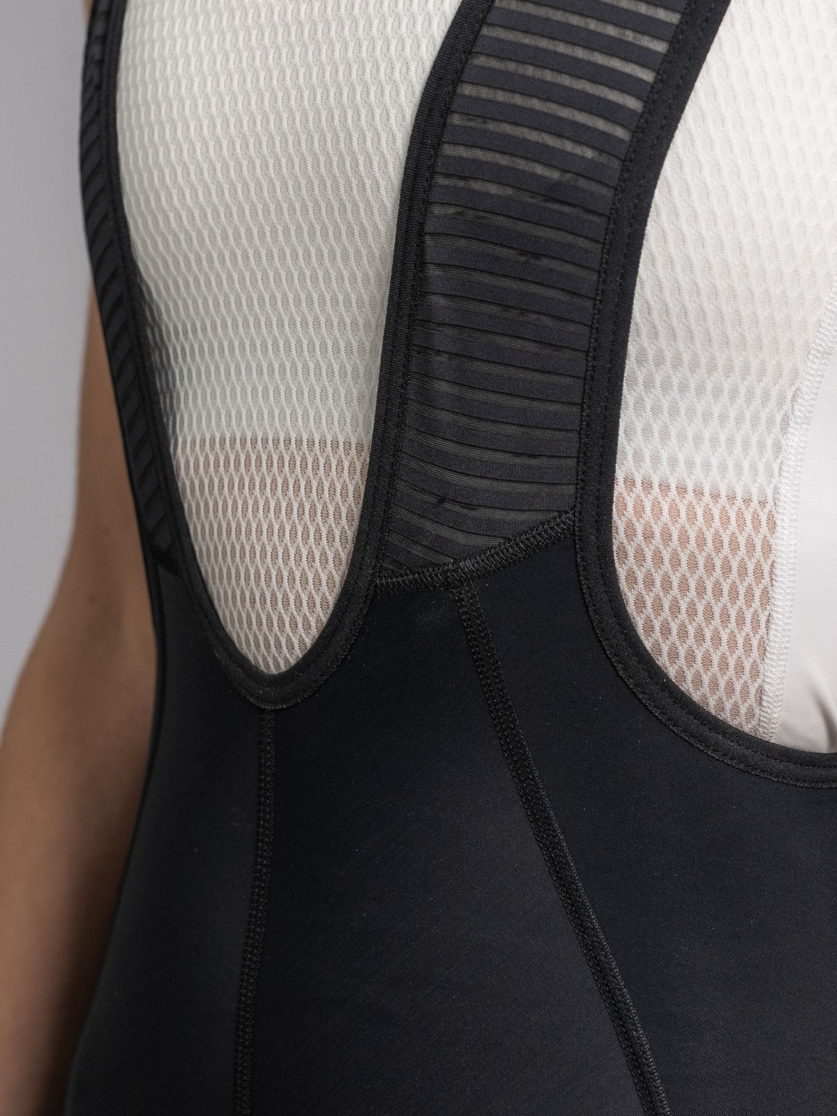 Icon Gravel Women's Bibshorts Black