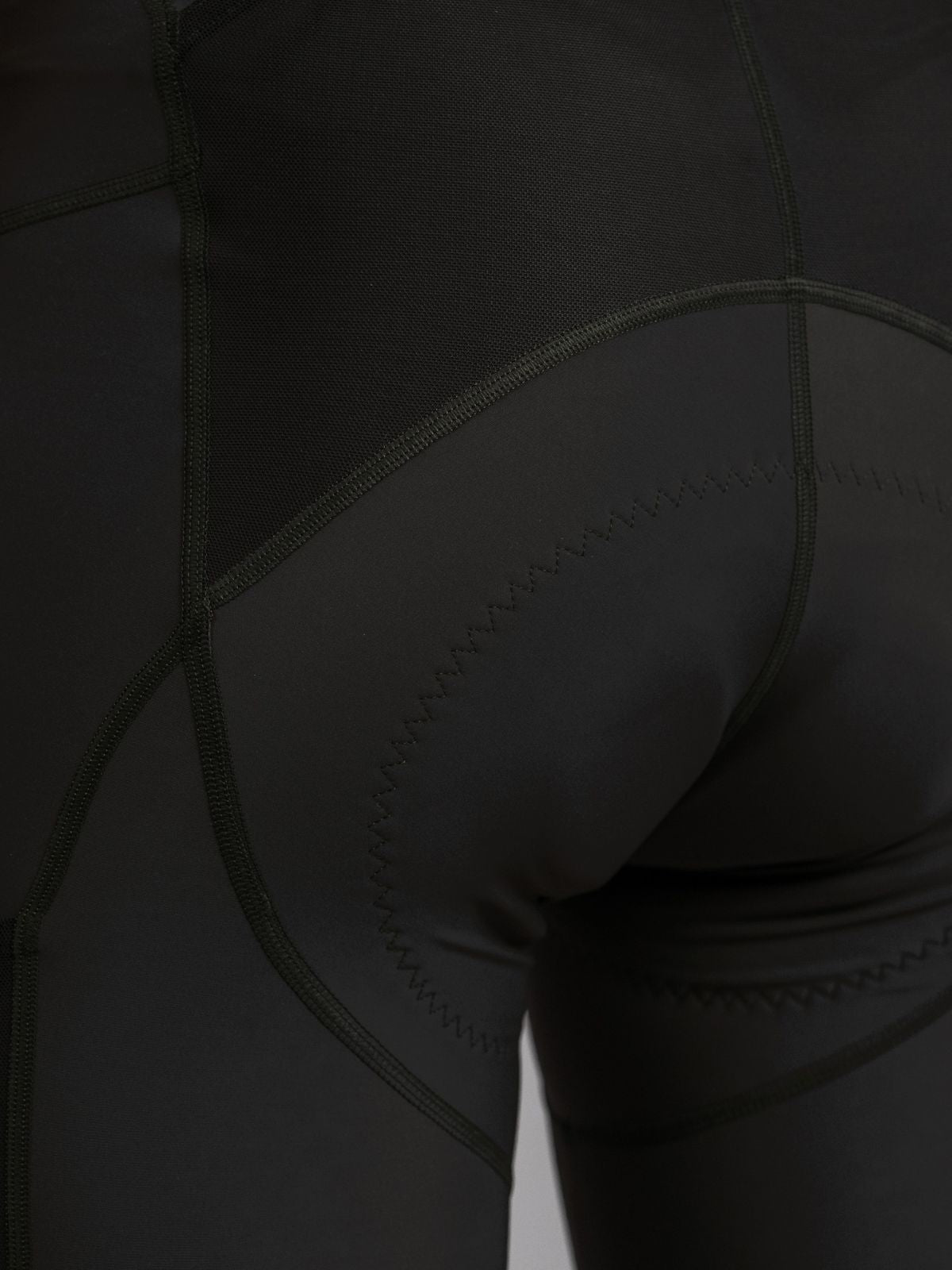 Icon Gravel Women's Bibshorts Black