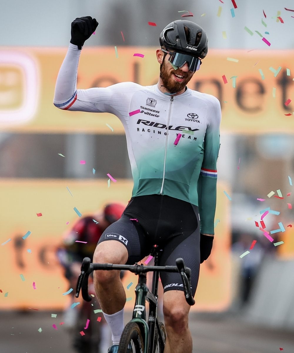 Joris Nieuwenhuis of Ridley Racing Team celebrates race victory on Ridley bike with confetti at the finish line