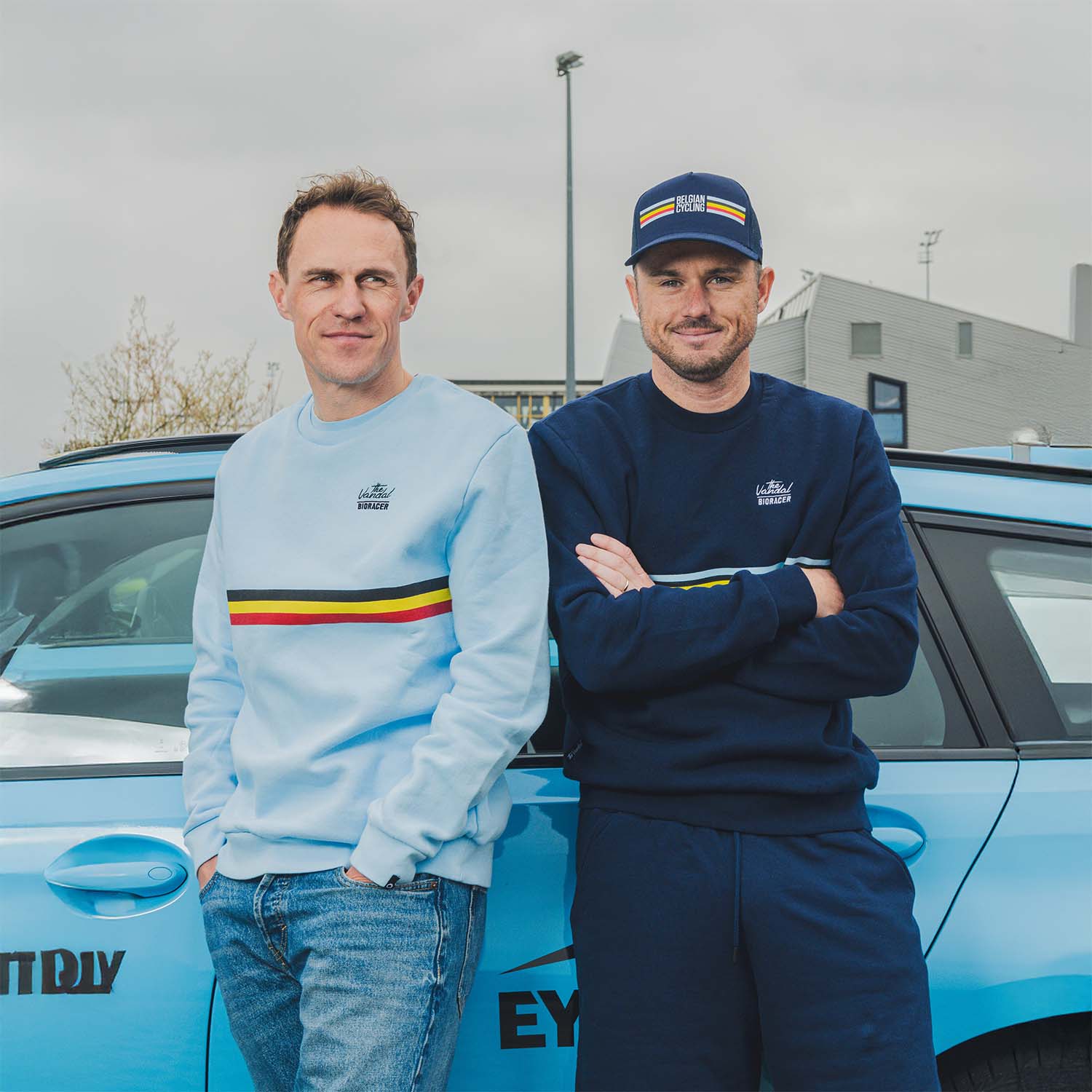 Le Pull Tricolore Vandal x Bioracer